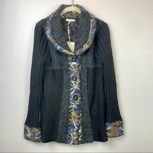 Sioni Black Yarn Art Cardigan‎